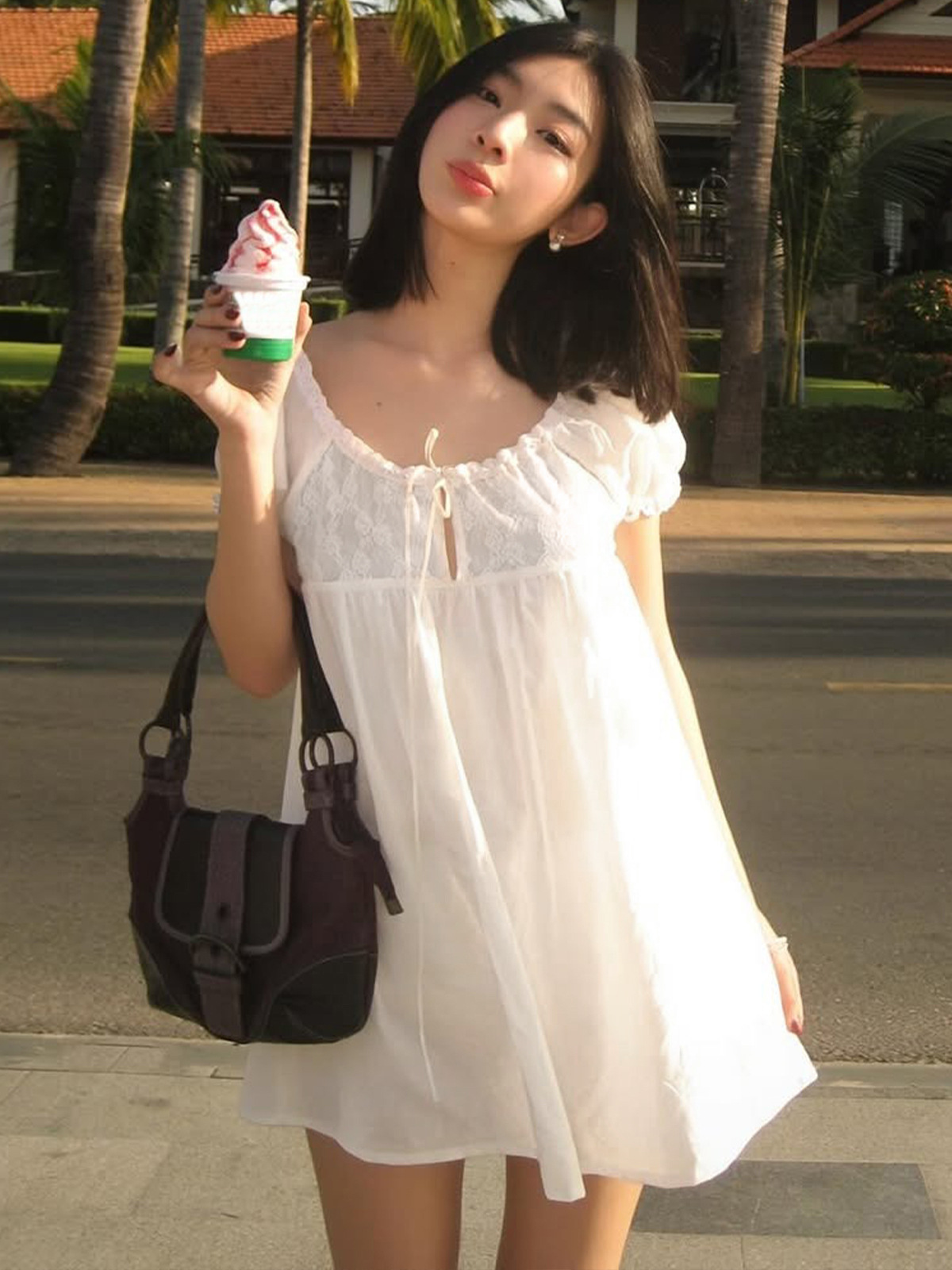 Off Shoulder Puff Sleeve Sundress - Beyaz Omuzları Açık Dantel Babydoll Mini